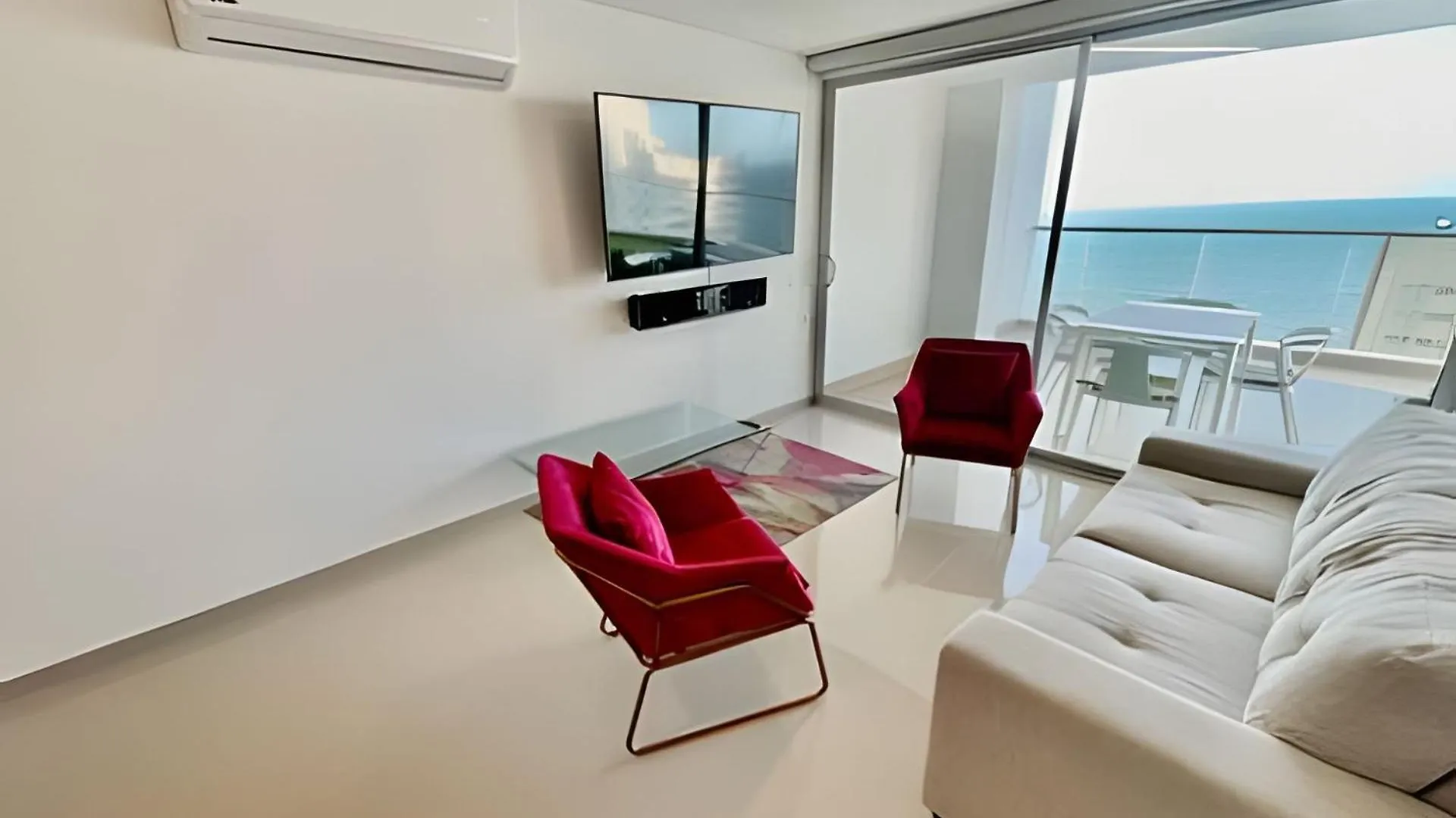 Panoramic Sea View 2 Br/Pool, Gym Apartment Cartagena Colombia