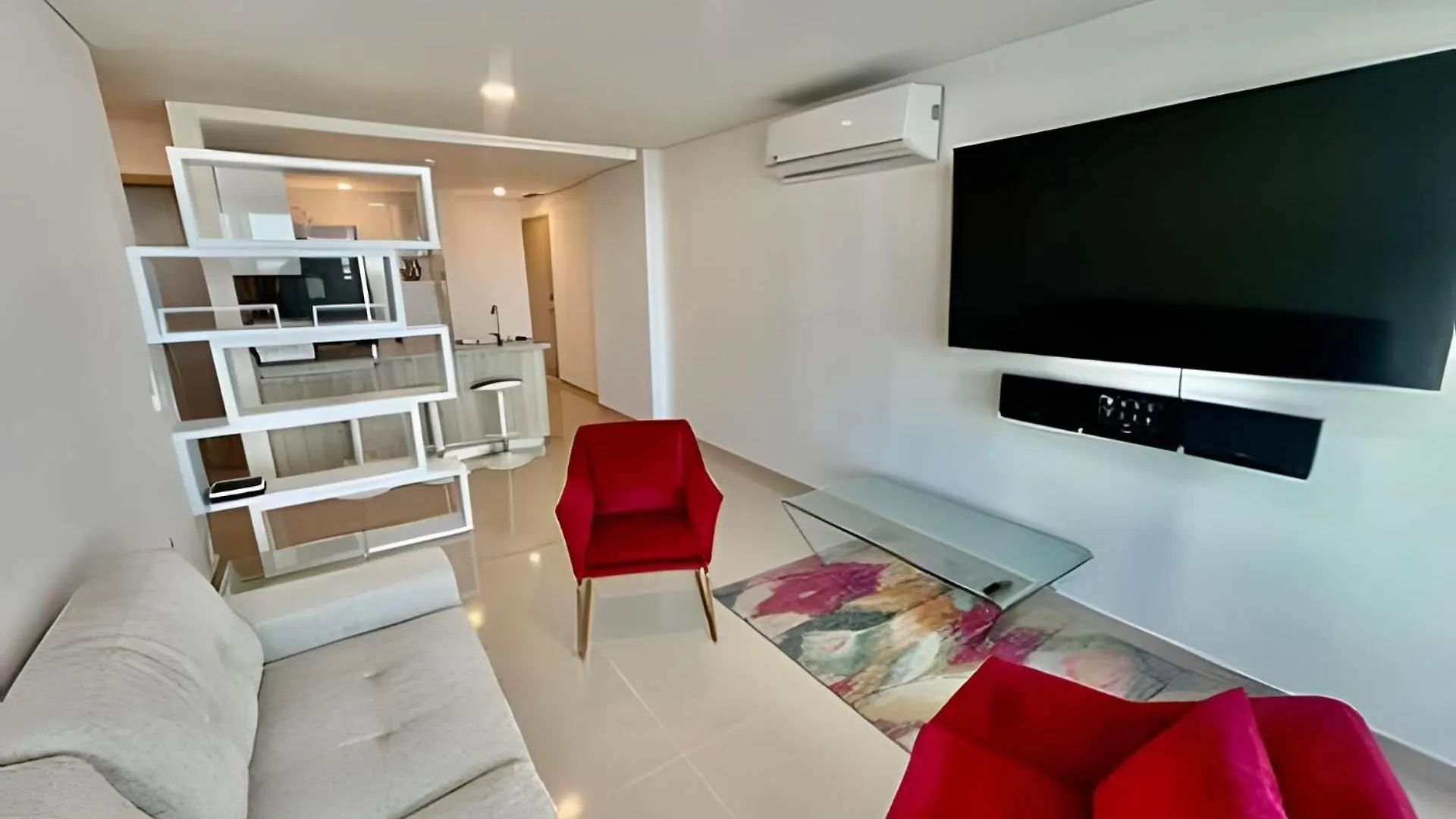 Panoramic Sea View 2 Br/Pool, Gym Apartment Cartagena