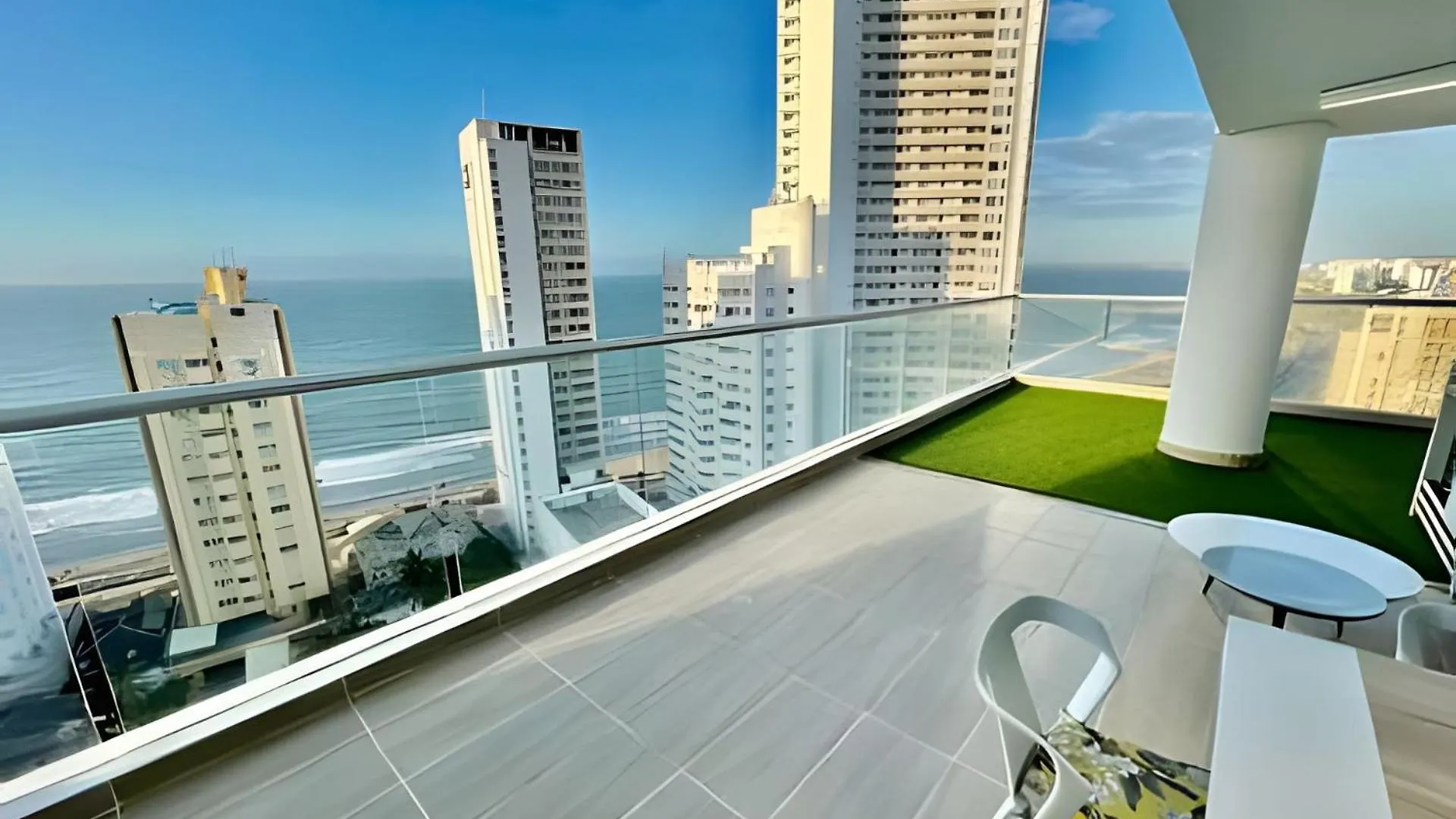 Panoramic Sea View 2 Br/Pool, Gym Apartment Cartagena 0*,